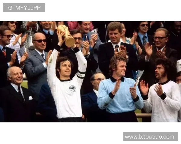 德国足球明星长脸的魅力与风格解析探讨